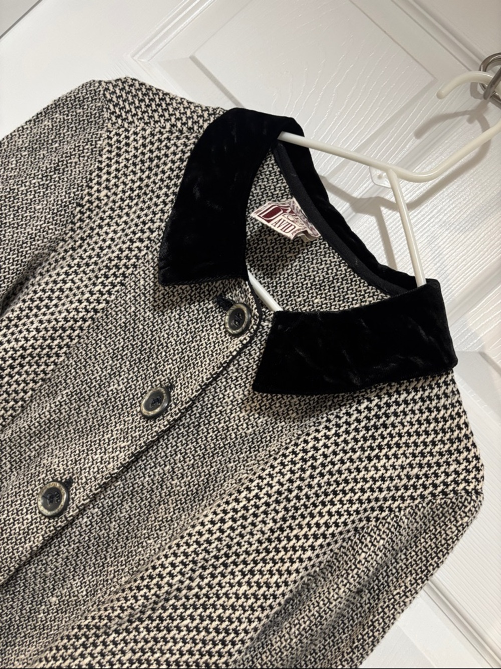 NEIL & DAVID Vintage Houndstooth and Crushed Velvet Button Up Jacket